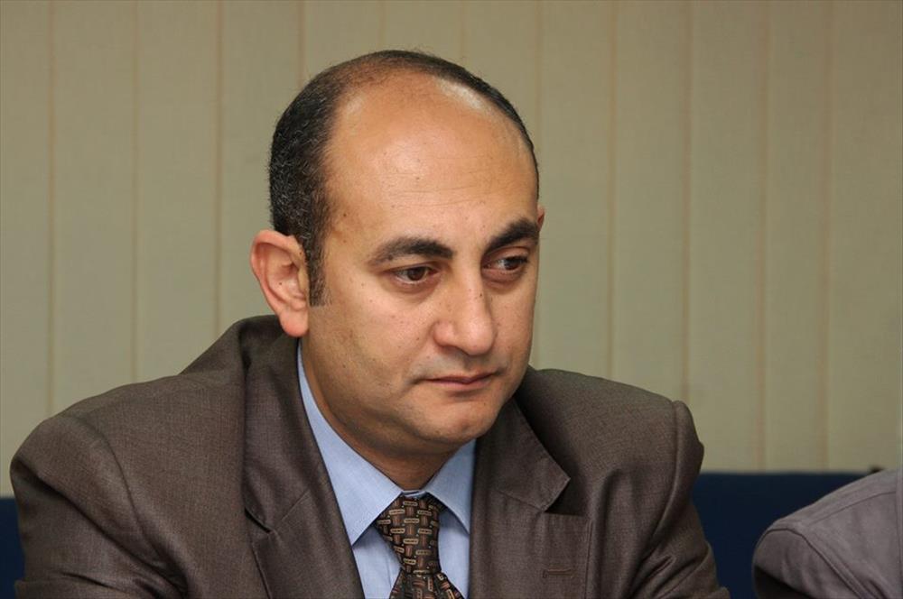 خالد علي