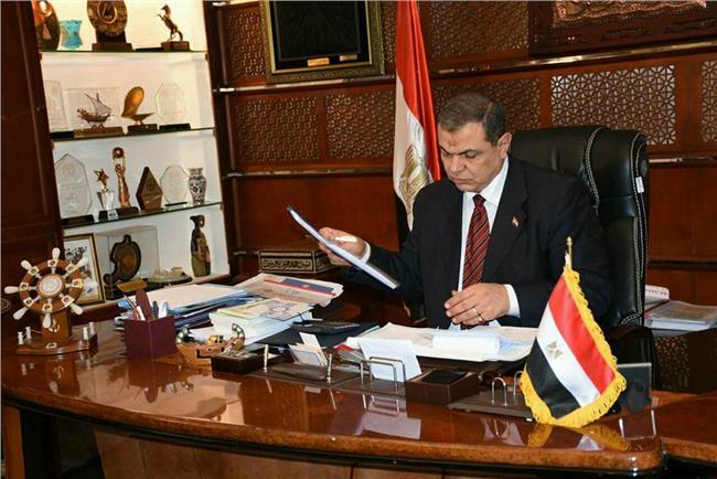محمد سعفان وزير القوى العاملة 
