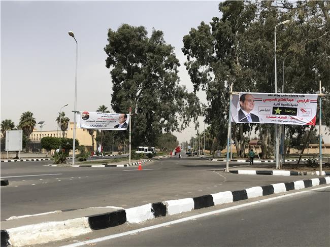 صورة من امام منتجع الفرسان 
