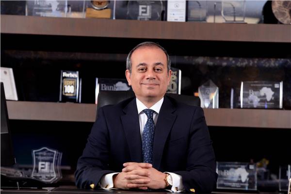 محمد على الرئيس التنفيذي لمصرف ابو ظبي الإسلامي