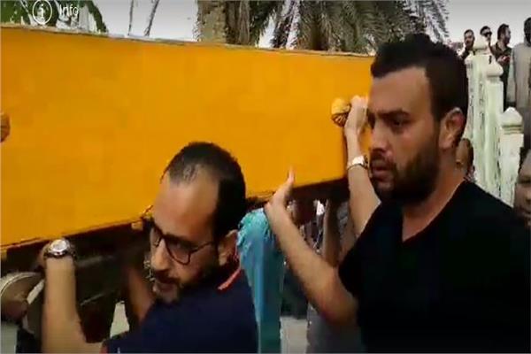 جانب من الجنازة