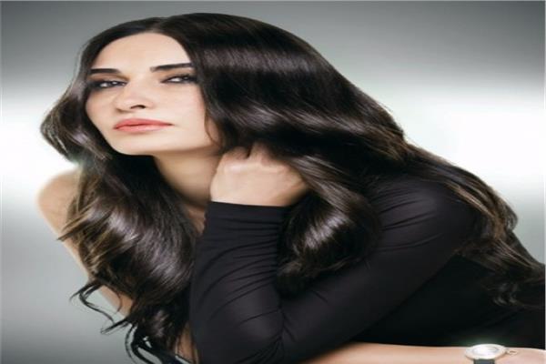 فاطمة ناصر