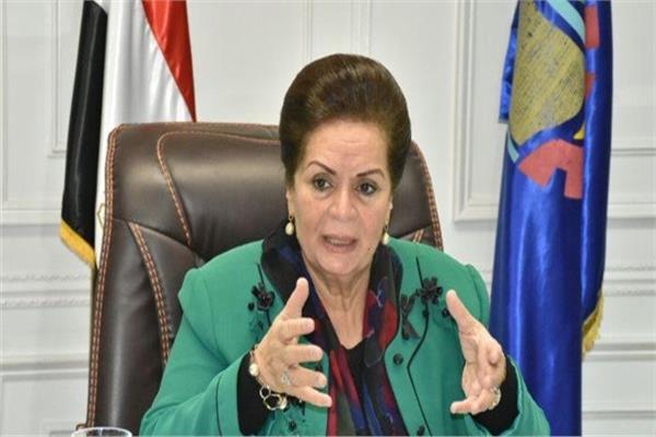 نادية عبده محافظ البحيرة