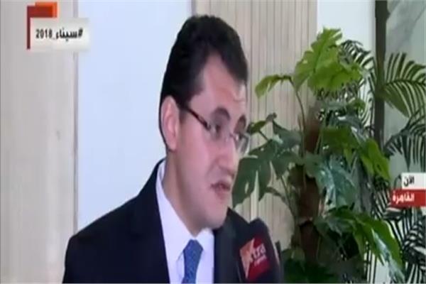 الدكتور خالد مجاهد