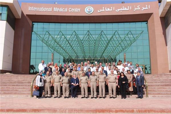 القوات المسلحة تحتفل بتخرج دورات تأهيل العاملين بالمجال الطبي
