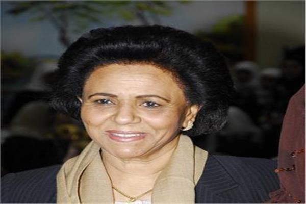 الشيخة فريحة الصباح شقيقة أمير الكويت وولى العهد