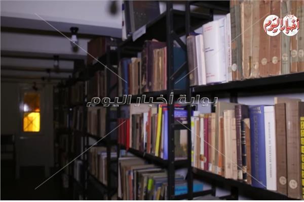 جانب من المكتبة الإسلامية بدير الدومنيكان