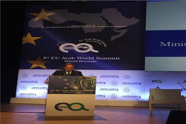 المهندس طارق الملا وزير البترول والثروة المعدنية 