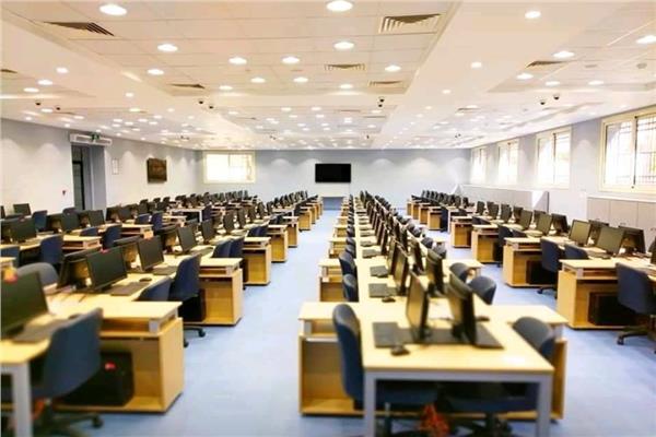 تحديث وتطوير البيئة التعليمية بطب عين شمس