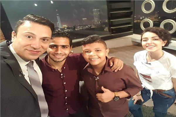  الإعلامى محمد السماحى و نجوم the voice kids
