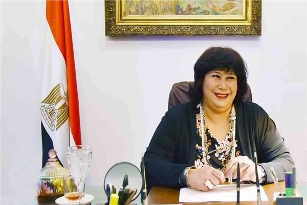  الدكتورة ايناس عبد الدايم