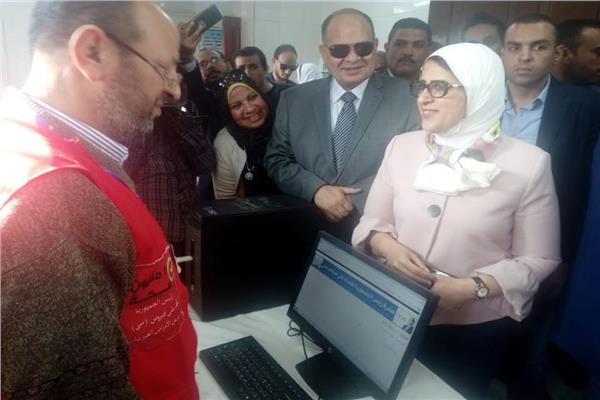  وزيرة الصحة والسكان د.هالة زايد