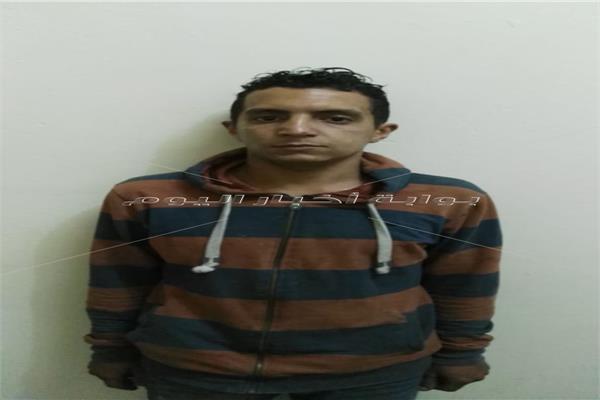 المتهم امام المضبوطات