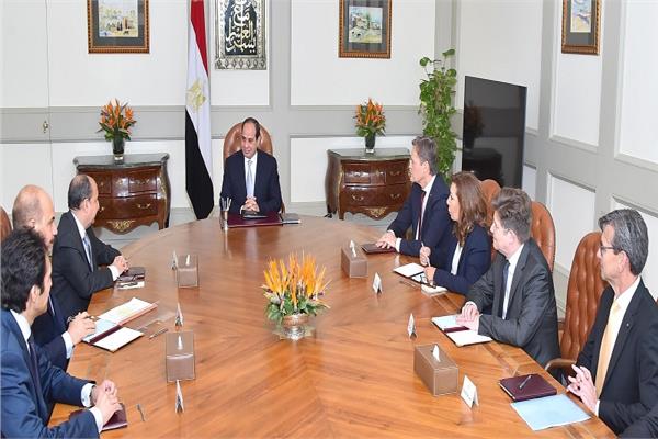 الرئيس يستقبل رئيس قطاع الإنتاج بشركة "مرسيدس بنز" الألمانية