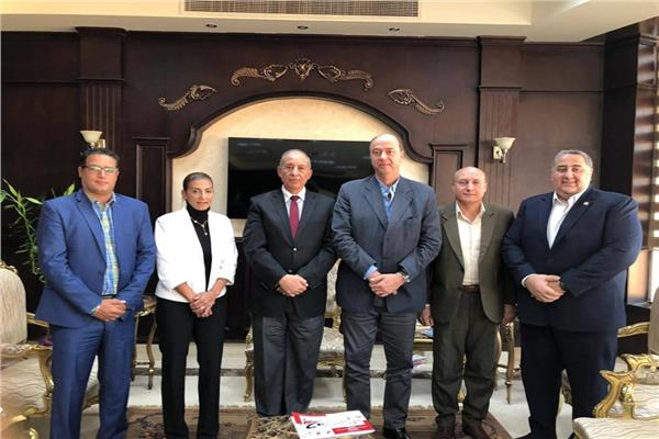 رئيس التايكوندو يلتقى محافظ البحر الاحمر لوضع ترتيبات بطولة مصر الدولية