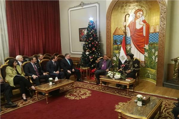 رئيس الطائفة الإنجيلية يزور البابا تواضروس للتهنئة بعيد الميلاد