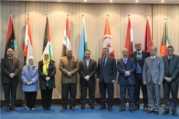 اتفاقية تعاون لحماية الطيور الحوامة بخليج السويس