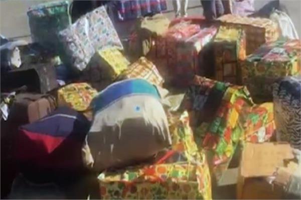 شاهد| لحظة إحباط كمية كبيرة من مستحضرات تجميل عبر منفذ قسطل البرى 
