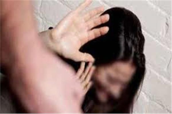 آخرها «منى وشيما».. «الرشاوى الجنسية» فضائح هزت الرأي العام
