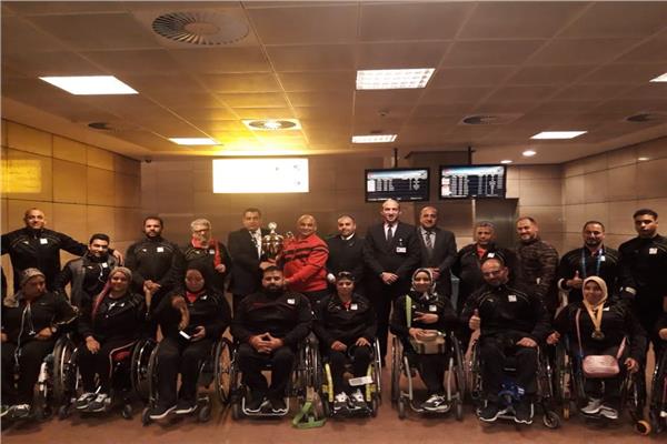 استقبال خاص من مصر للطيران لمنتخب مصرلرفع الأثقال البارابمبي