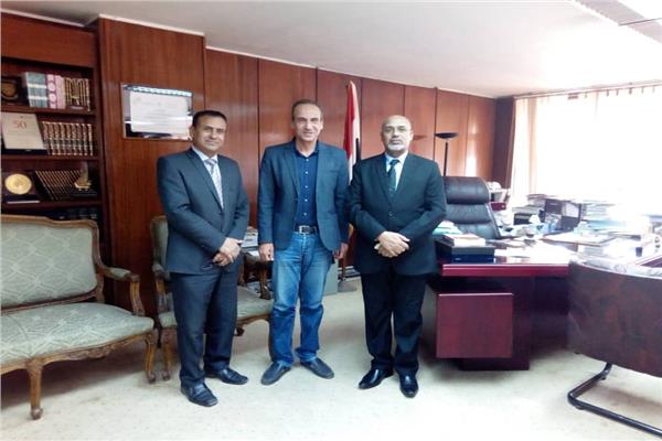 سفير الاتشاد ورئيس هيئة الكتاب 