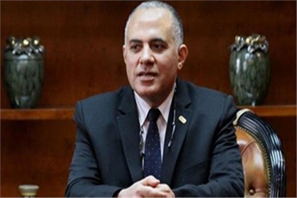  الدكتور محمد عبد العاطي 