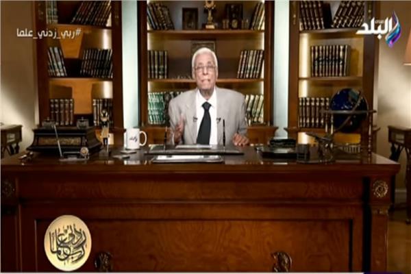  الدكتور حسام موافي أستاذ الباطنة