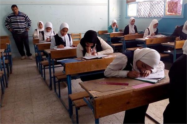 امتحانات الإعدادية - أرشيفية