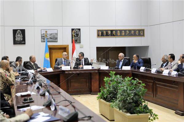  اجتماع تطوير مناطق «المتحف الكبير والحضارة وآثار سقارة»