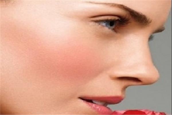 طريقة عمل توريد الخدود والكعبين «tint»