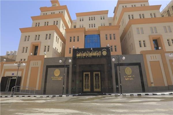 مبنى  الجوزات والهجره الجديد
