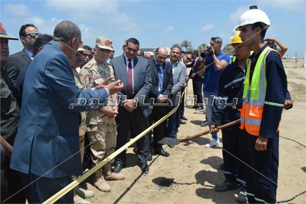 محافظ البحيرة فتتحون المرحلة الأولى أستخلاص المعادن من الرمال السوداء 