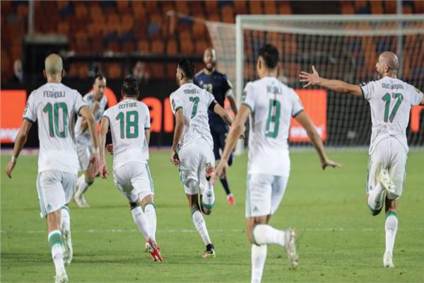 لاعبو منتخب الجزائر