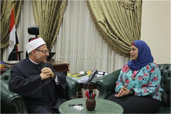 محررة البوابة مع مفتي الجمهورية