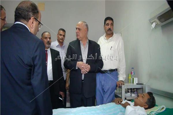 "رزق" يزور مرضى مستشفى هيئة النقل العام