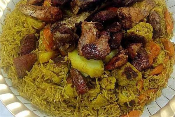 مقلوبة اللحمة بالأرز البسمتي والخضار
