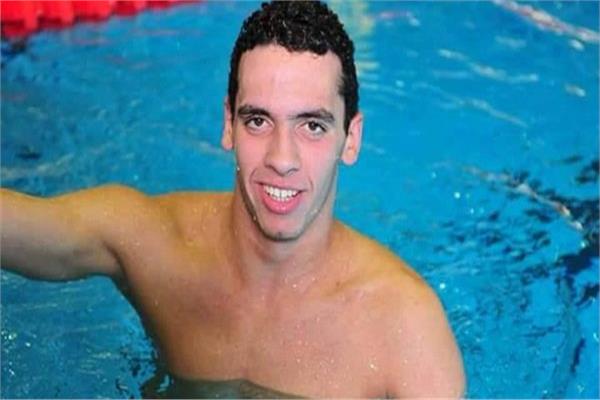 أحمد أكرم 