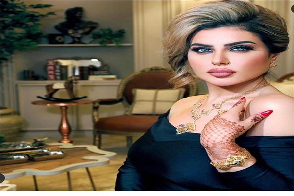حليمة بولند