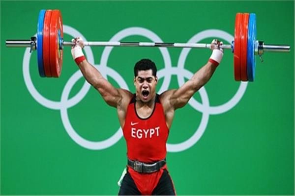 البطل المصري لرفع الأثقال محمد إيهاب