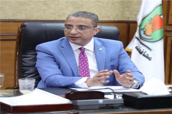 الدكتور أحمد الأنصاري محافظ سوهاج