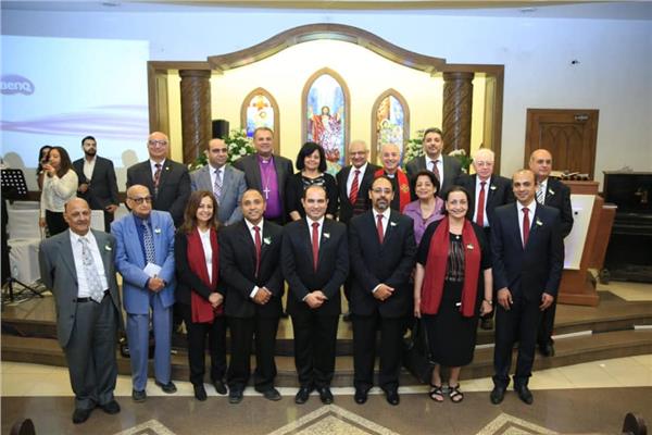 رئيس الطائفة الإنجيلية يشهد رسامة شيوخ جدد للكنيسة الإنجيلية بالجيزة