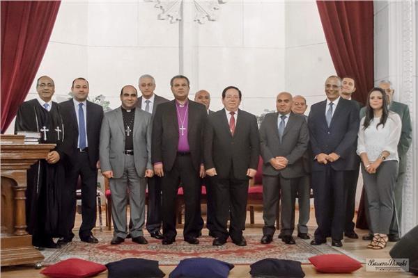 رئيس الإنجيلية يشهد رسامة شيوخ وشمامسة جدد لكنيسة السراي بالإسكندرية 