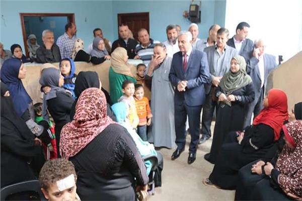 قافلة جامعة المنوفية الطبية تقدم الكشف والعلاج المجانى لأهالى سبك الأحد