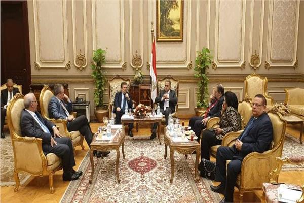 السفير الأوكراني من البرلمان
