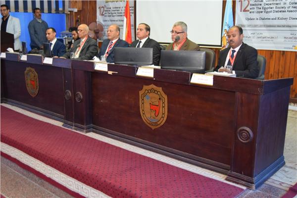 طب سوهاج تناقش الجديد في امراض الكلي والسكر