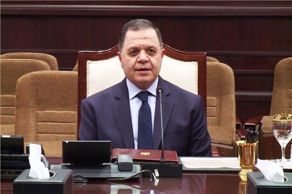  وزير الداخلية اللواء محمود توفيق - أرشيفية