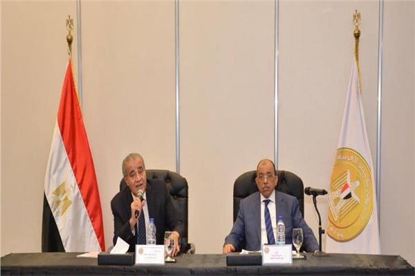 وزيري التنمية المحلية المحلية والتموين