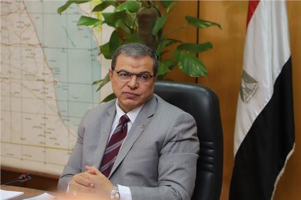 وزير القوى العاملة