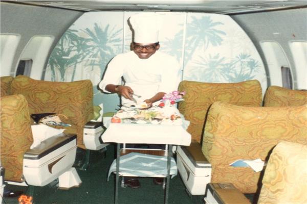 السعودي «بلو».. كفيف «عايش على الطيران» بأجنحة برايل
