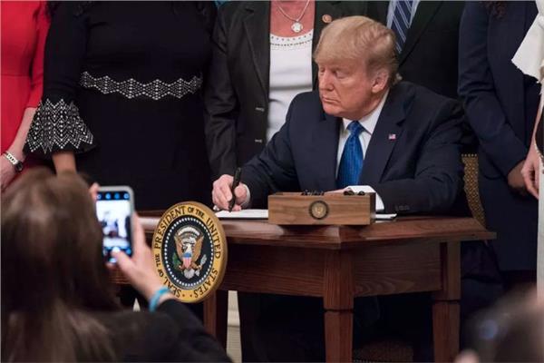 الرئيس الأمريكي دونالد ترامب